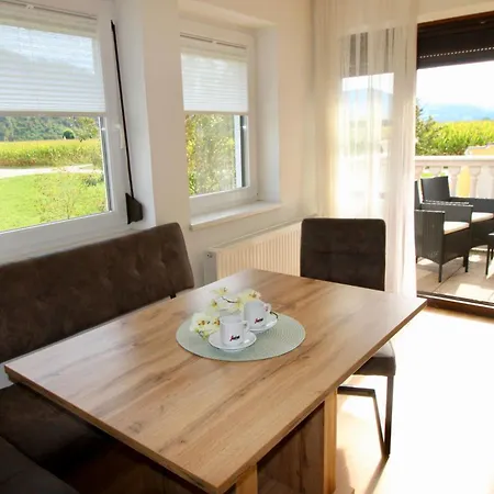 Appartements Panorama Schloessl Velden am Wörthersee Exterior foto